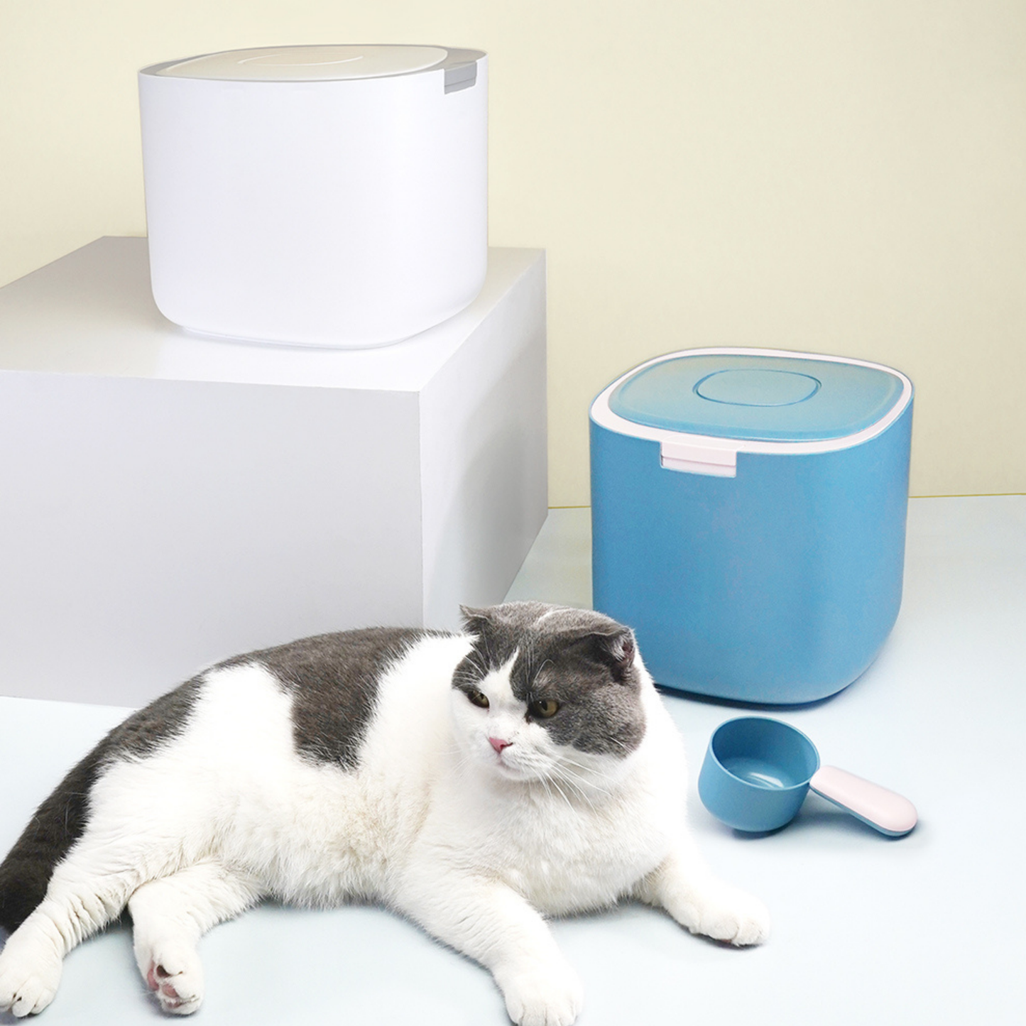 FreshPaw Pro Container